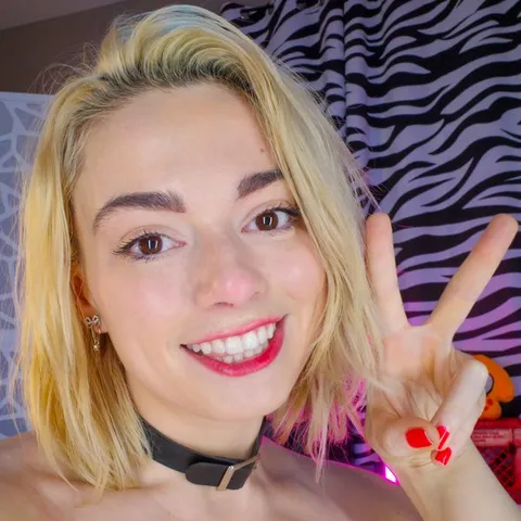 @sophiaburnsfree