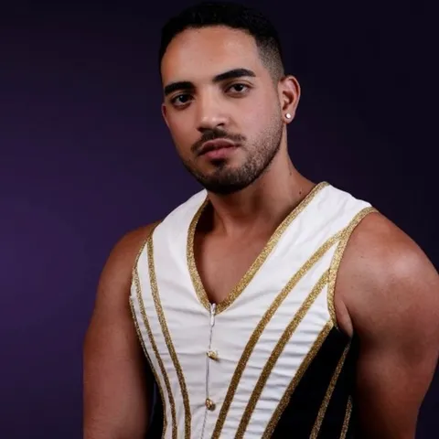 @soyisaacscott