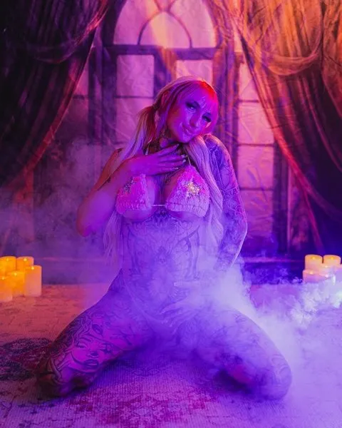 @spicy_scarlet