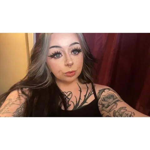 @spooxigirl13