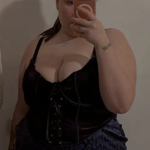 @squishy.brat
