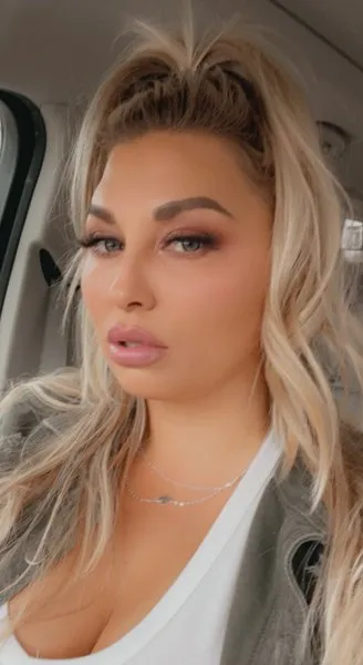 @stephaniiiee