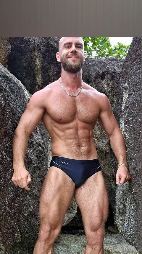 @strong_arni