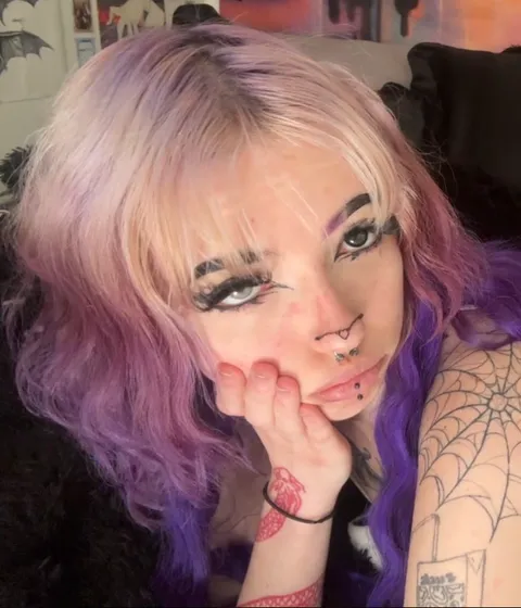 @succubusvee