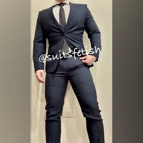 @suitsfetish