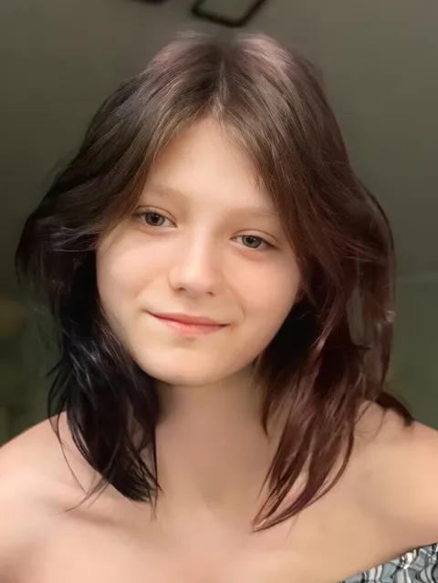 @sweet_girl_santa