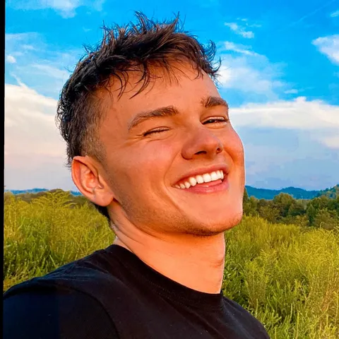@tatehoskins