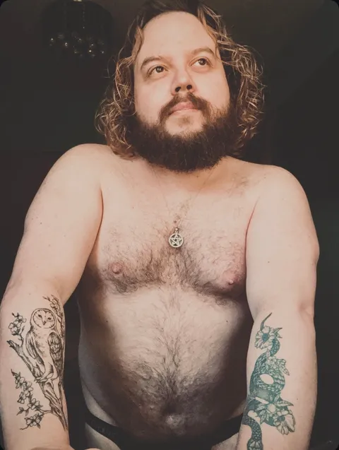 @thebarewytch