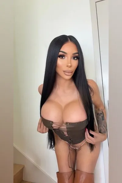 @thedollkelly77