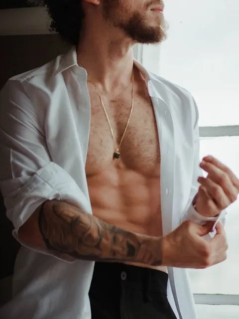 @theochandon