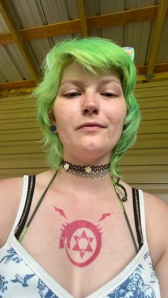 @theporcelaingoddess