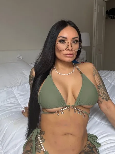 @therealnataliamendez