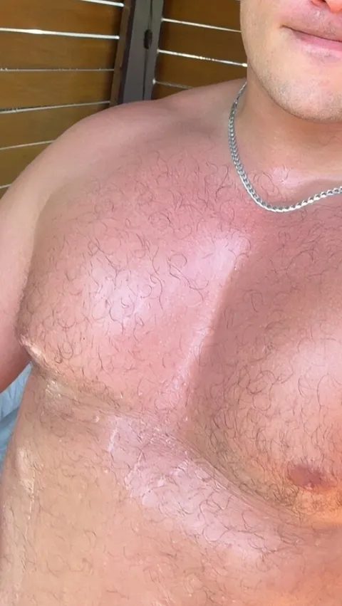 @thesweatyguy