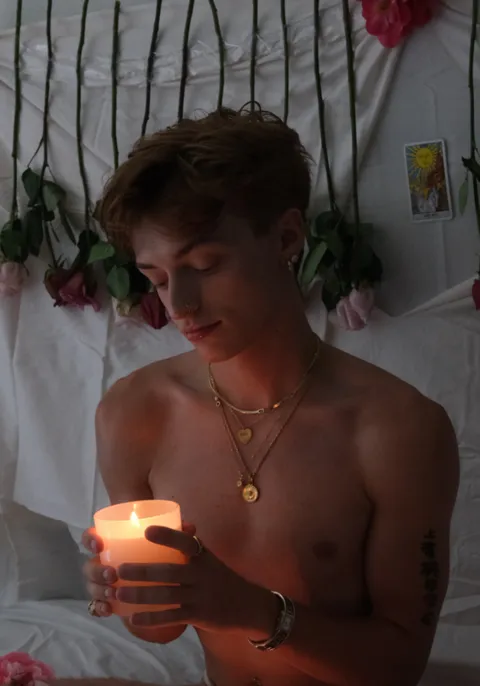 @thetwinkbarb