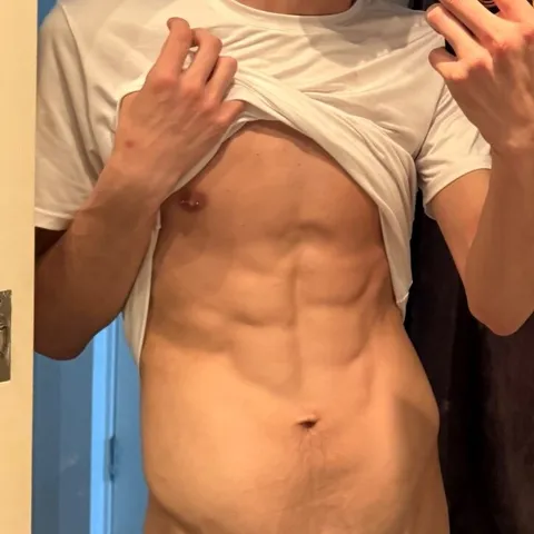 @theuncut_twink