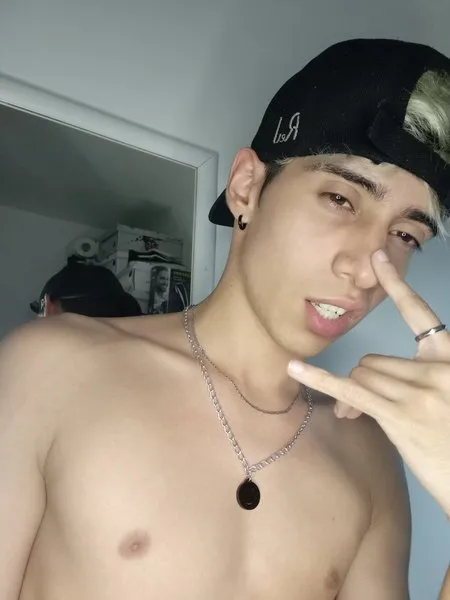@thomas_x-x