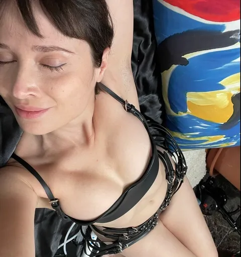 @thongria