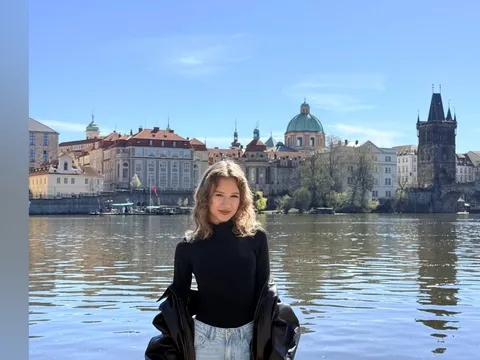 @tiny.nika