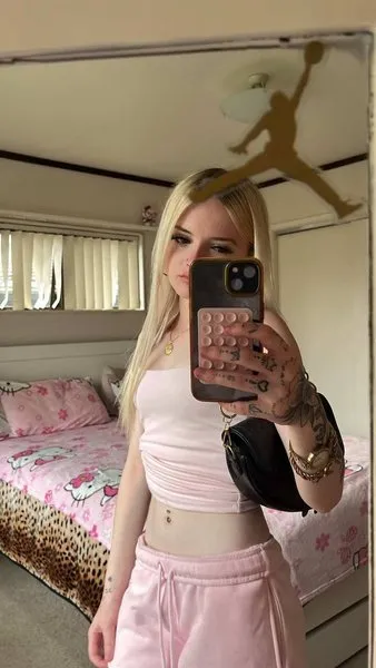 @tiny_kiwi