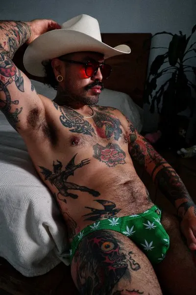 @tlachomeme