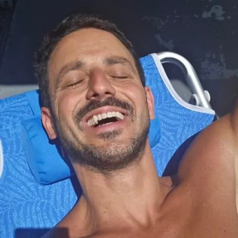 @tonydoesmiamifree