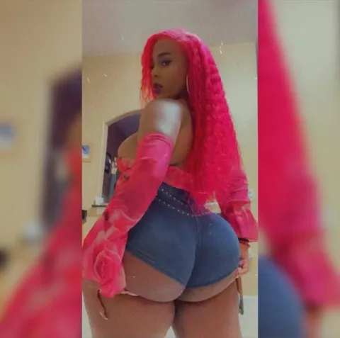 @tsbigbootynikki69