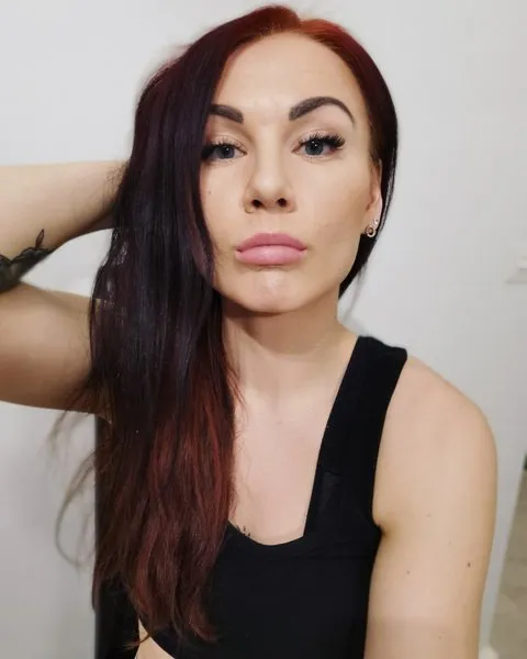 @twerkbymiia