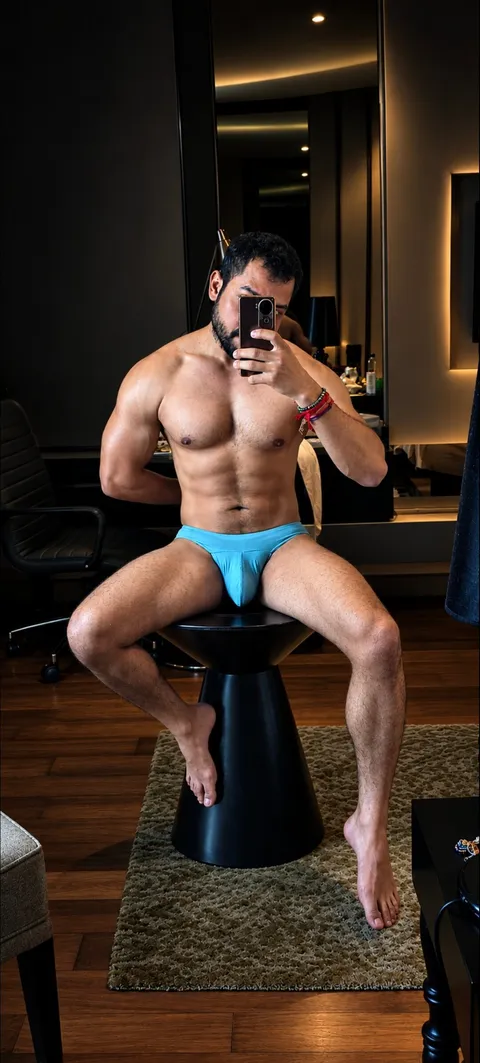 @urs_akashh