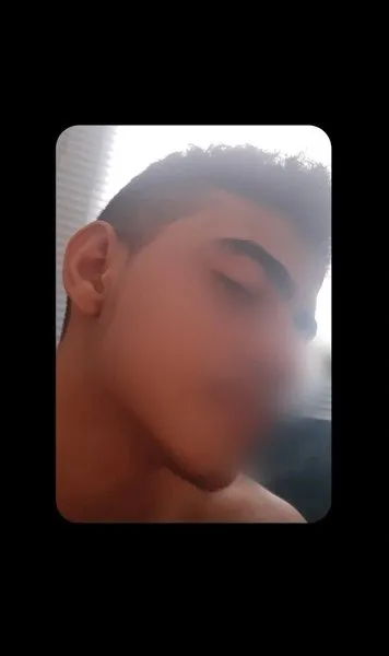 @uxh0rn1