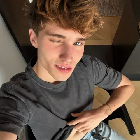 @valsplace