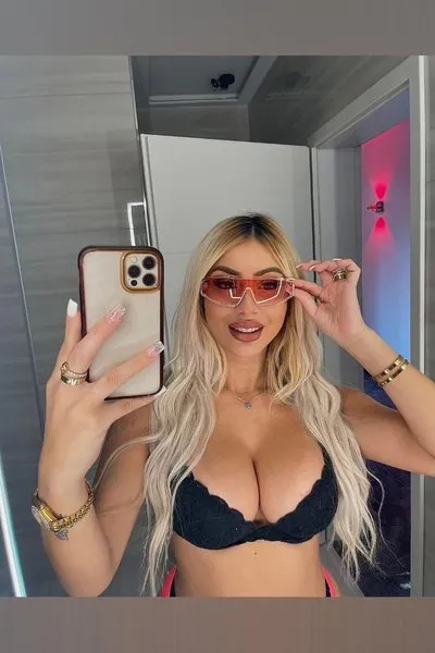 @vazzzle