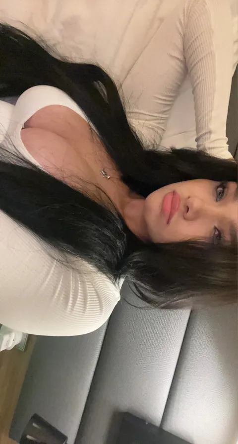 @victorialeeann