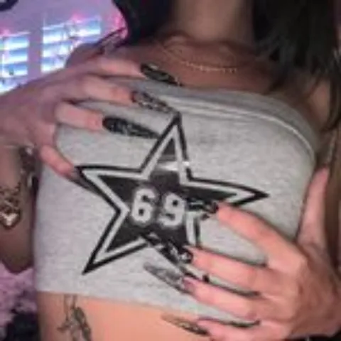 @viiperfoxx