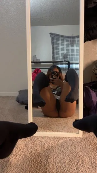 @vylarose