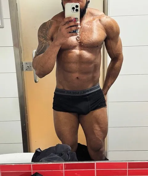 @wesleybull