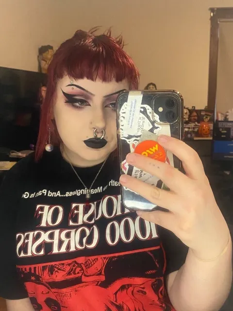 @whorrorghxul