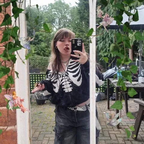 @xsatansslave