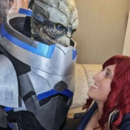 @xshakarianx