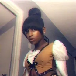 @xxxlolabunniie
