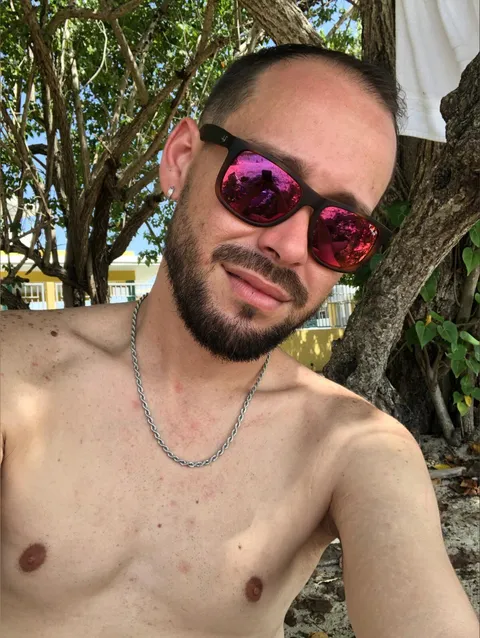 @ylred_xxx