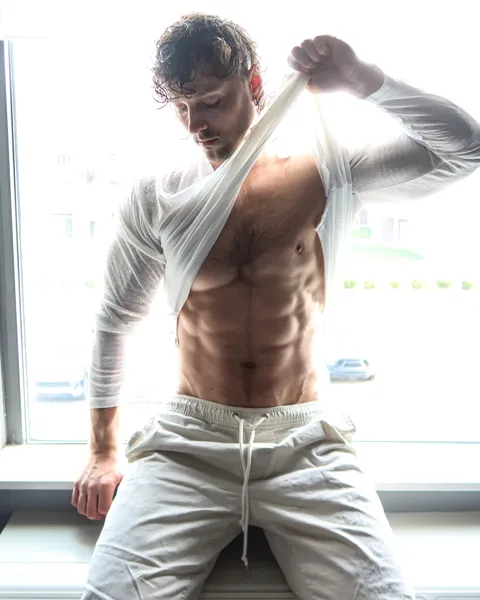 @zachzeiler