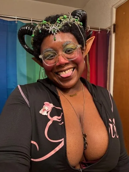 @zurrilove