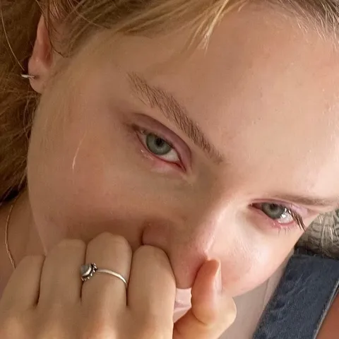 @alixnextdoor