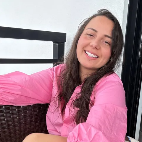 @bellag825