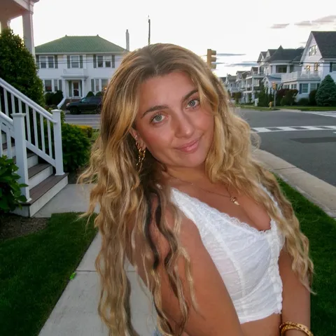 @bindi_bby