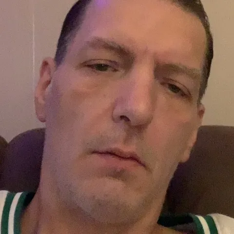 @BobbyDubbz