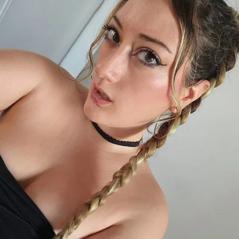 @CharmedMolly