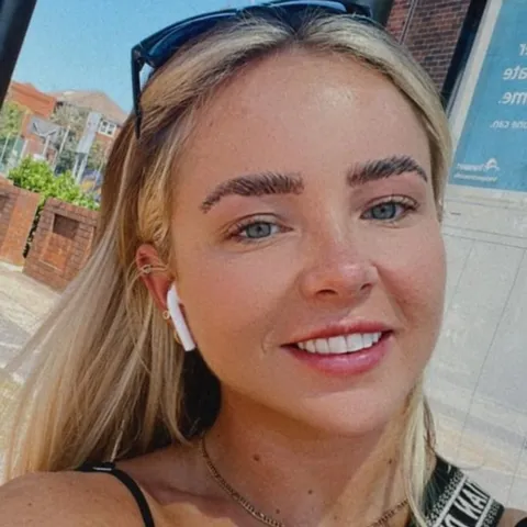 @CuteLilyxo