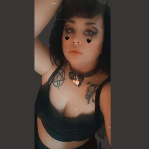 @DahlyaSins