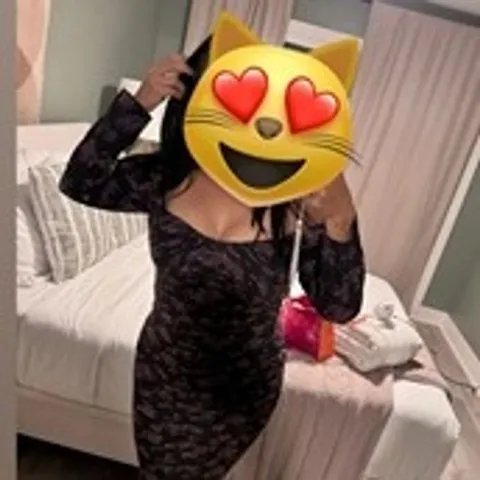 @DWJulia